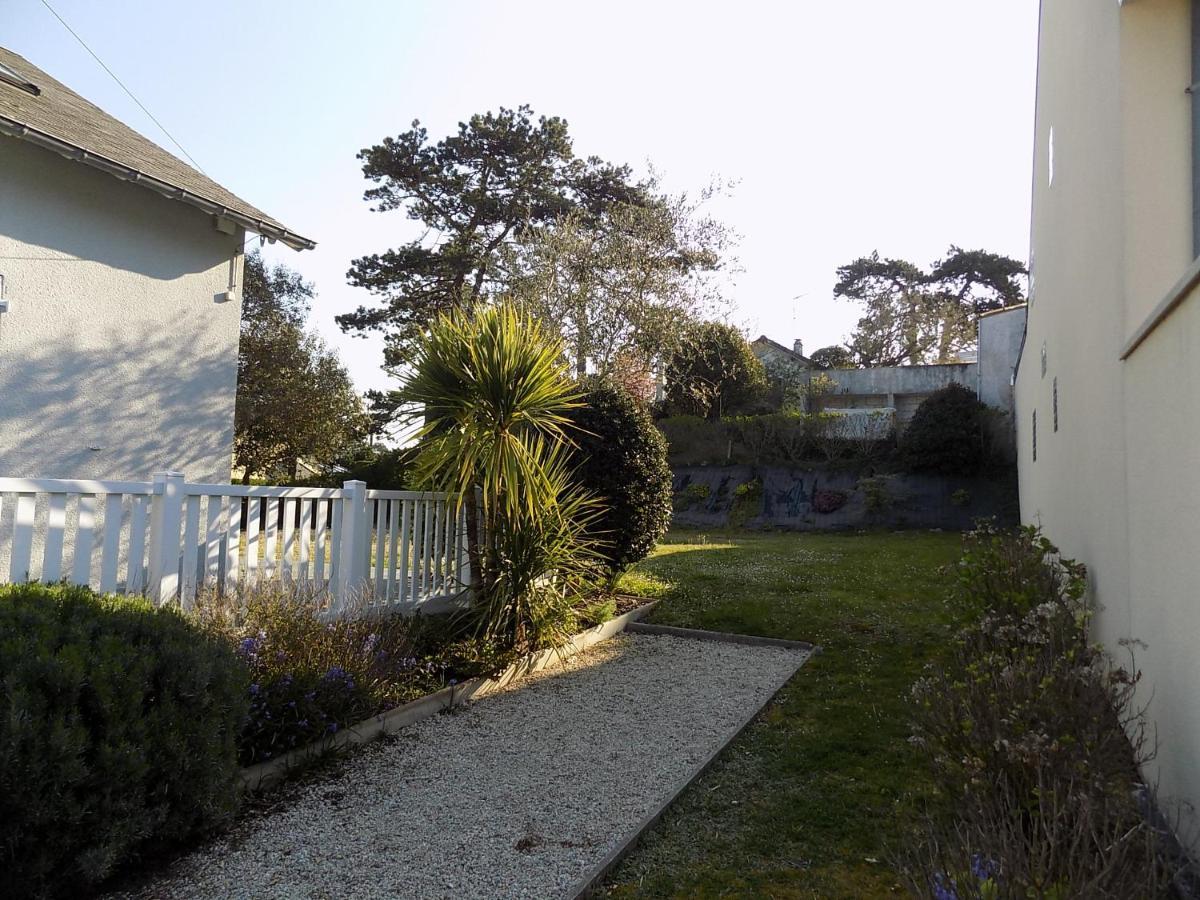 Villa Les Ilous Hauteville-sur-Mer Exteriör bild